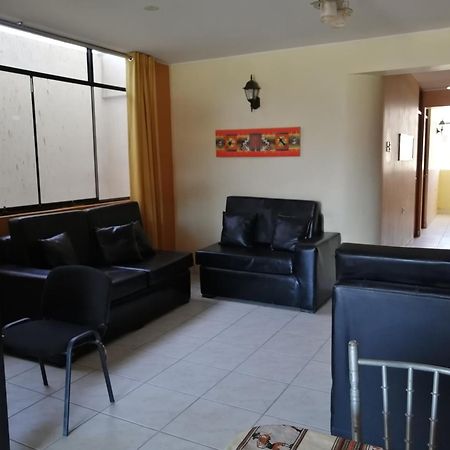 Hostal Boulevard نازكا المظهر الخارجي الصورة