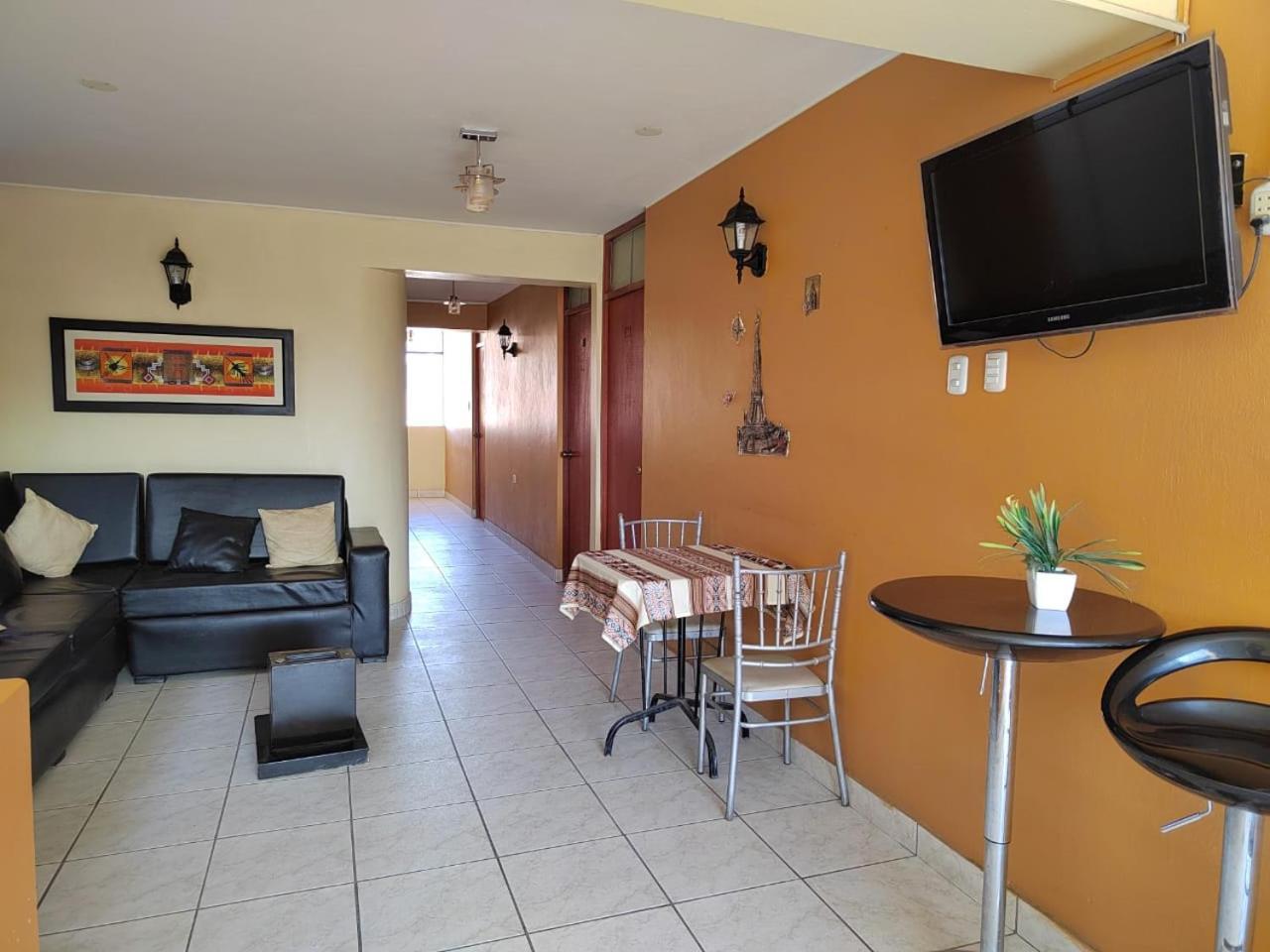 Hostal Boulevard نازكا المظهر الخارجي الصورة