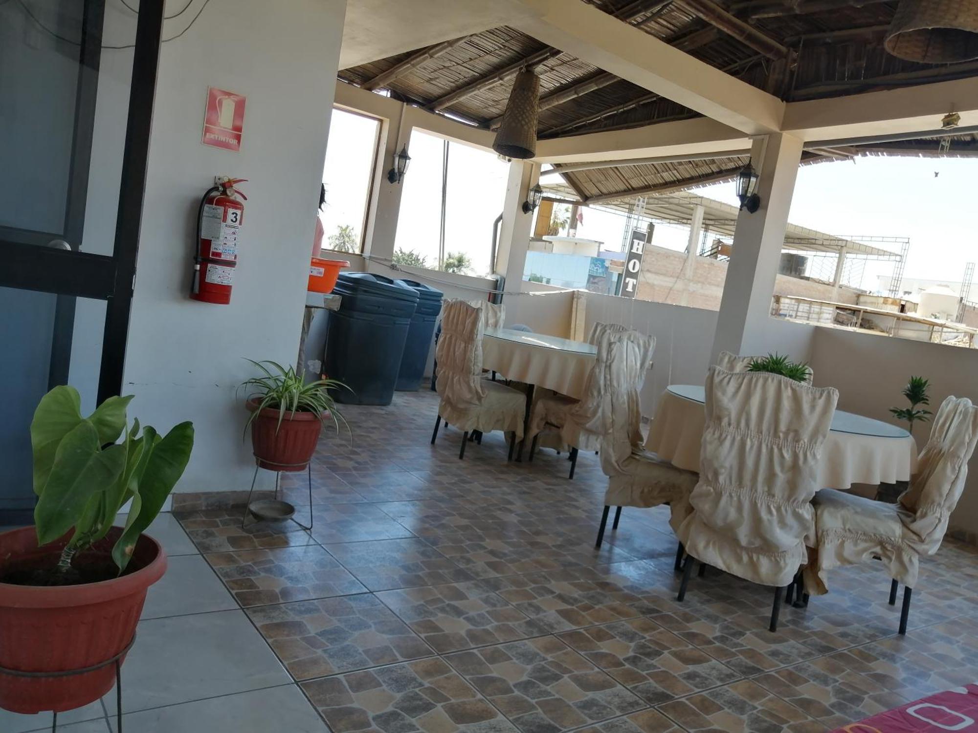 Hostal Boulevard نازكا المظهر الخارجي الصورة