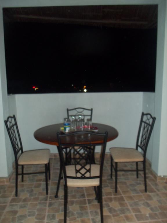 Hostal Boulevard نازكا المظهر الخارجي الصورة