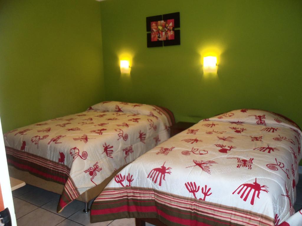 Hostal Boulevard نازكا المظهر الخارجي الصورة