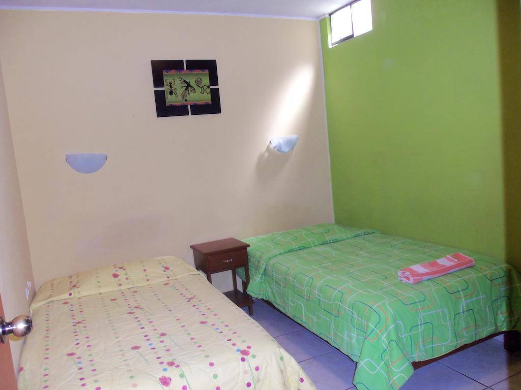 Hostal Boulevard نازكا المظهر الخارجي الصورة